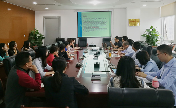 開展審計業(yè)務培訓，提高經(jīng)營管理水平