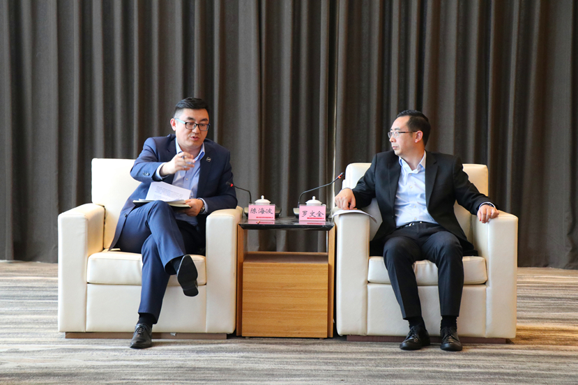 厲害了！人工智能獨(dú)角獸深蘭科技與德陽建投簽約啦！羅市長(zhǎng)現(xiàn)場(chǎng)見證哦！